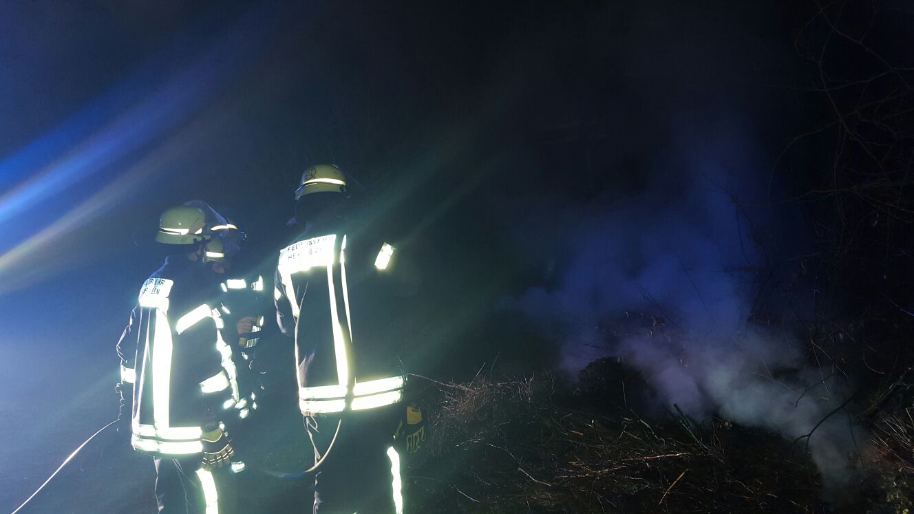 Mehr über den Artikel erfahren Brand Osterfeuer Winn