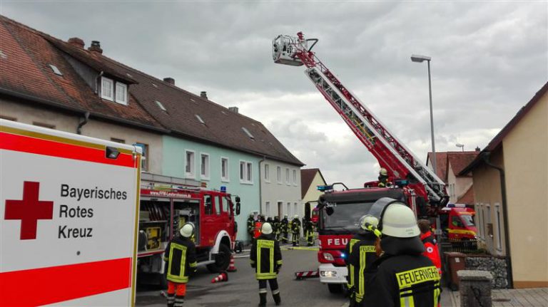 Mehr über den Artikel erfahren Wohnhausbrand Leutershausen