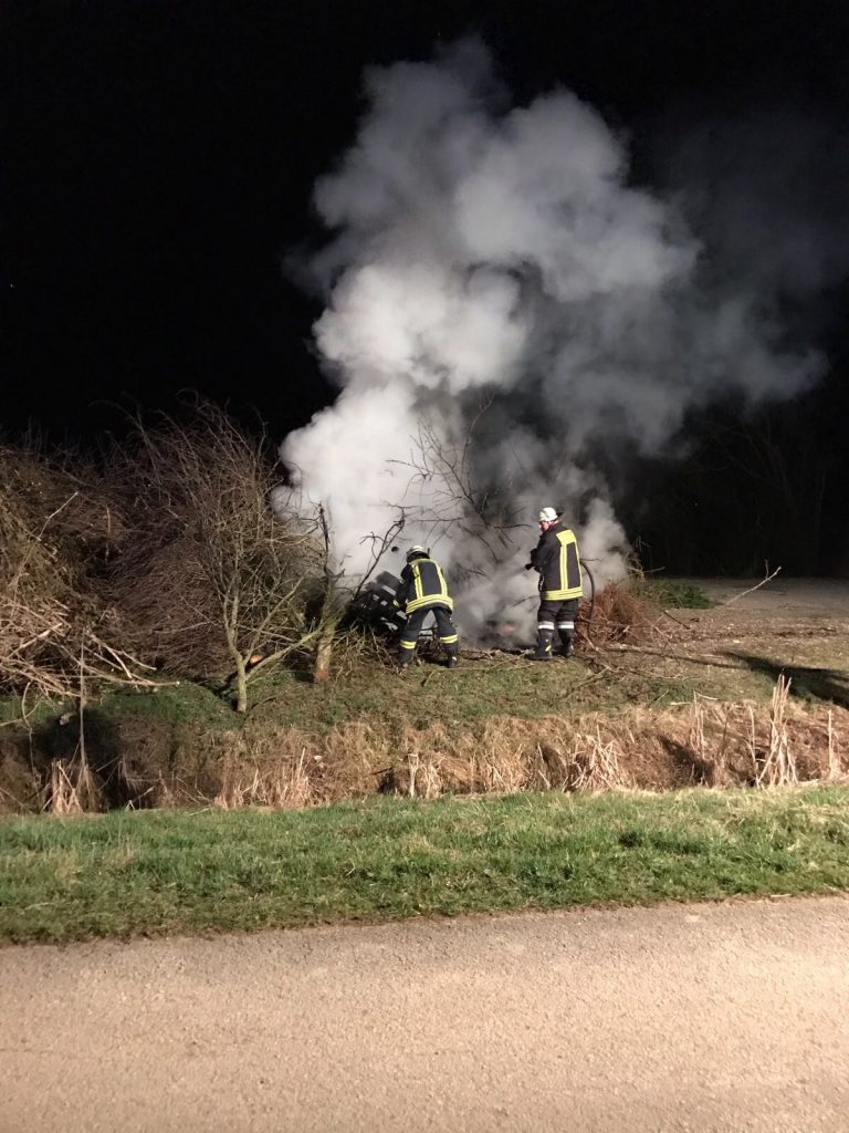 Mehr über den Artikel erfahren Brand Osterfeuer