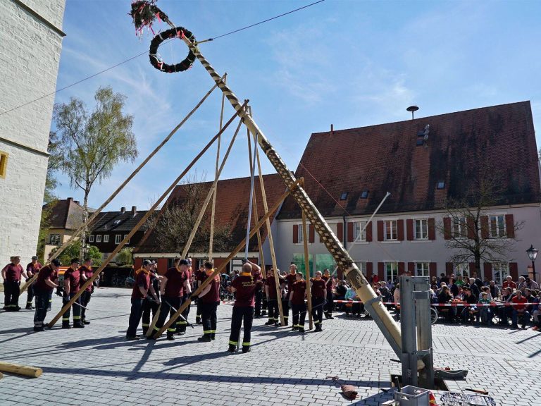 Mehr über den Artikel erfahren Maibaum 2017