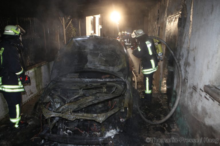 Mehr über den Artikel erfahren Carportbrand Burgoberbach
