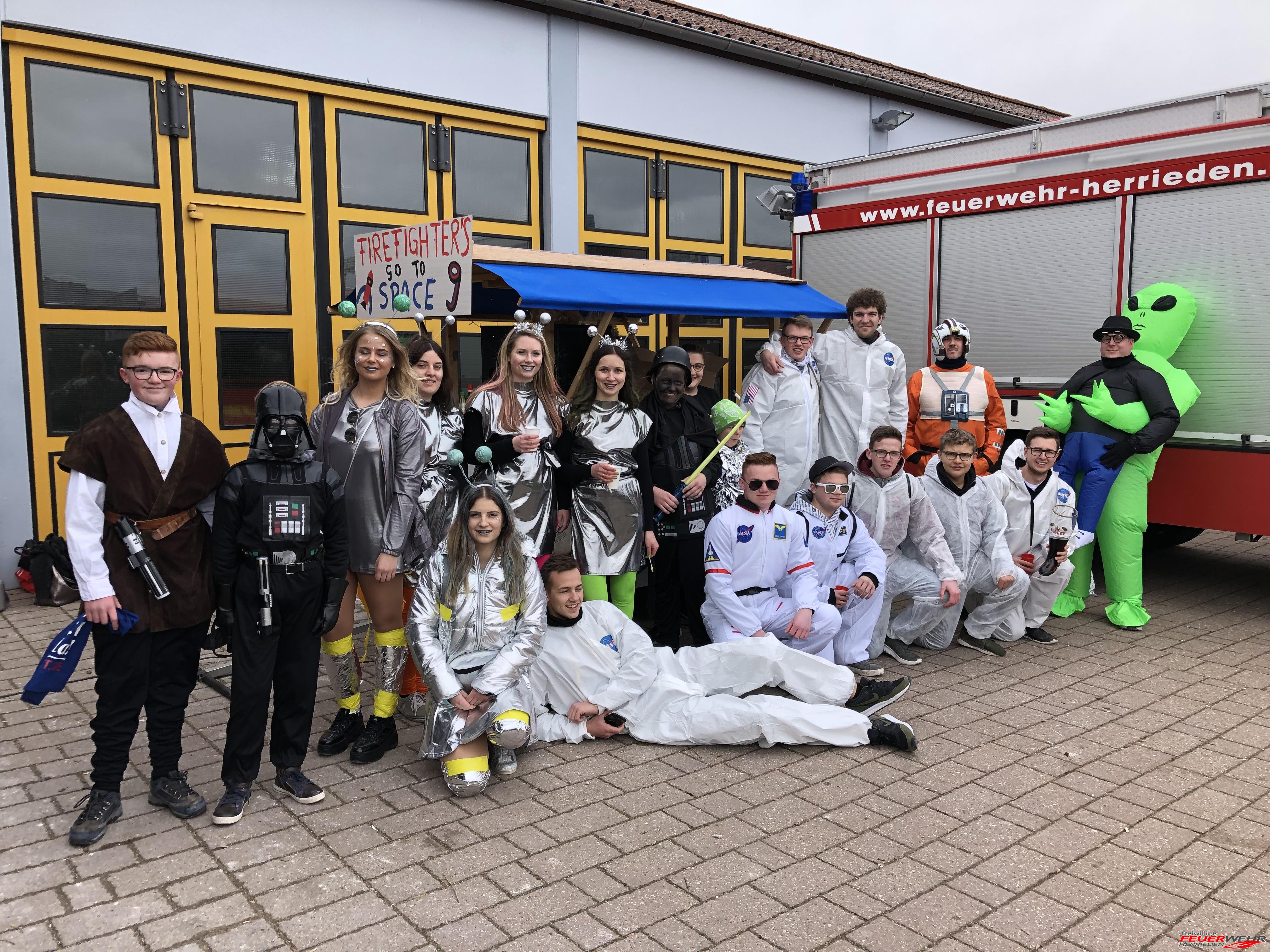 Mehr über den Artikel erfahren Verkehrsabsicherung Faschingsumzug Herrieden