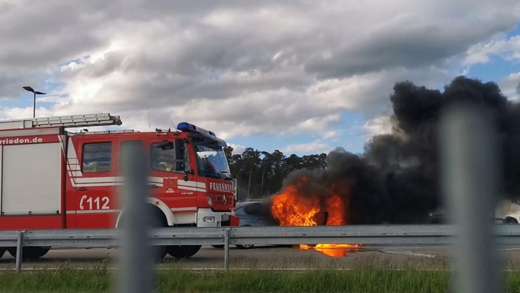 Mehr über den Artikel erfahren Brand PKW A6