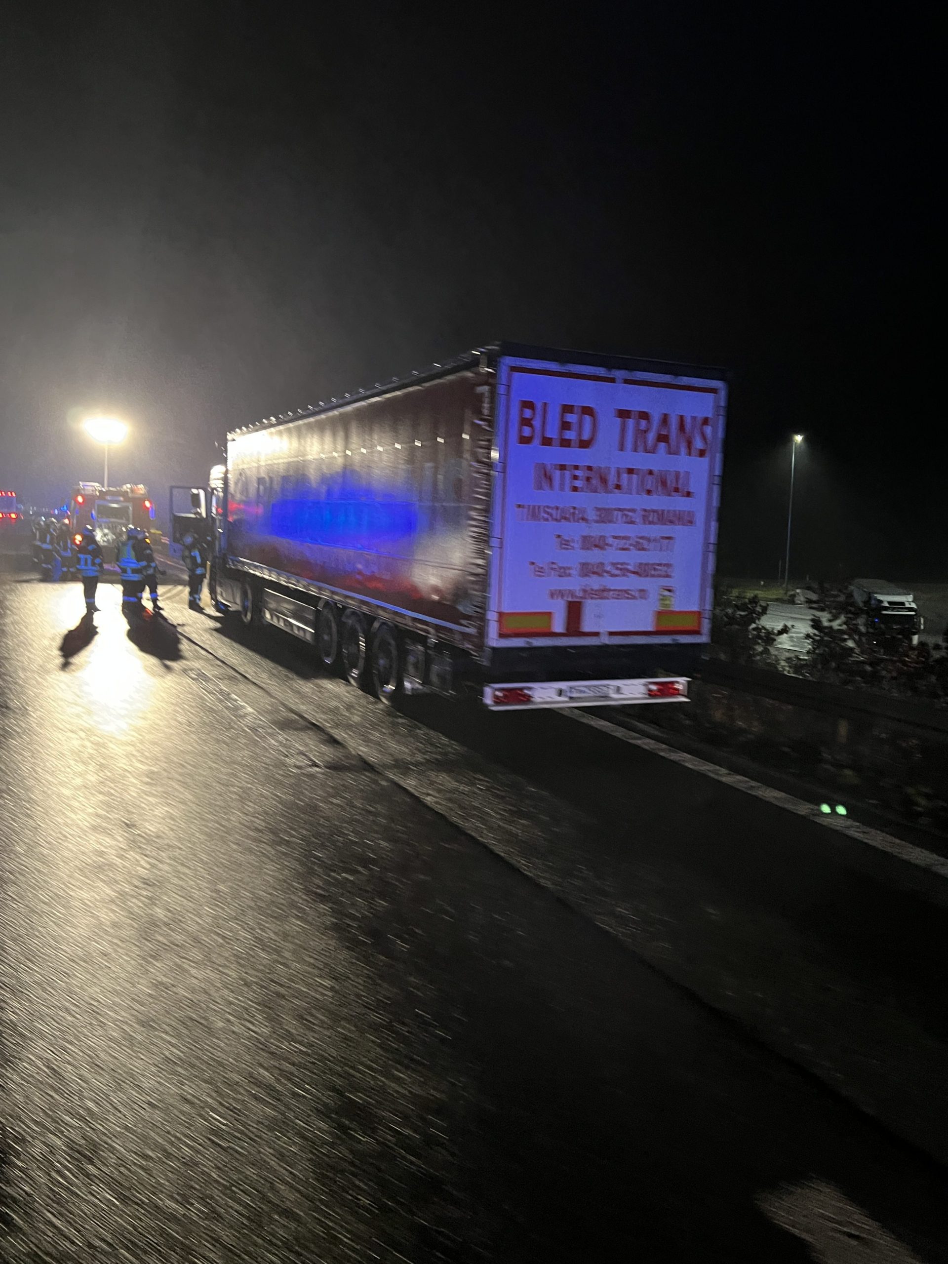 Mehr über den Artikel erfahren Brand LKW BAB 6