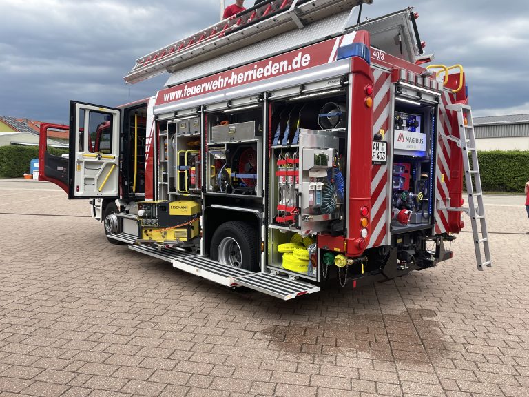 Mehr über den Artikel erfahren Brand Freifläche BAB6