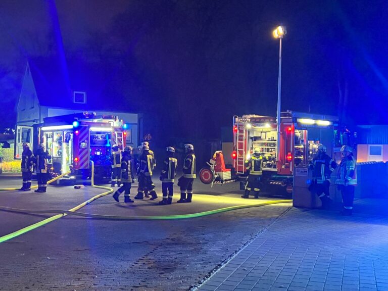 Mehr über den Artikel erfahren Rauchentwicklung, Person in Gefahr