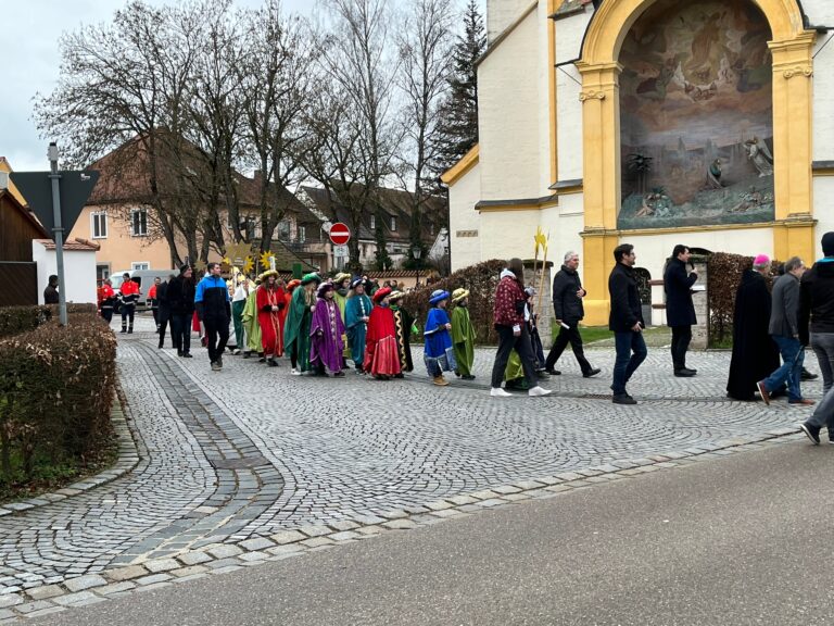Mehr über den Artikel erfahren Verkehrslenkung Aussendung der Heiligen drei Könige