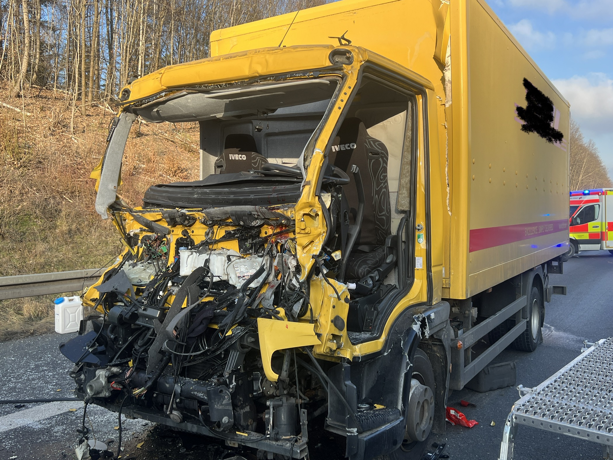 Mehr über den Artikel erfahren VU mehrere LKW