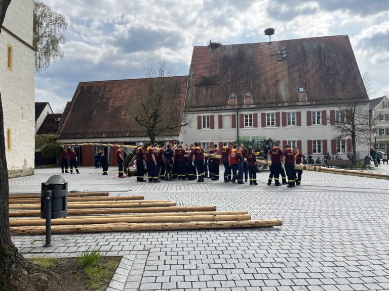 Mehr über den Artikel erfahren Maibaum 2023