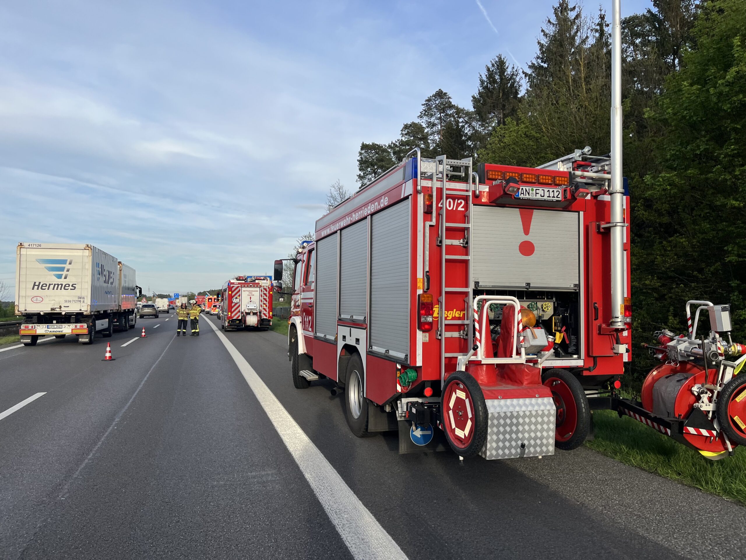 Mehr über den Artikel erfahren Auffahrunfall LKW, BAB6