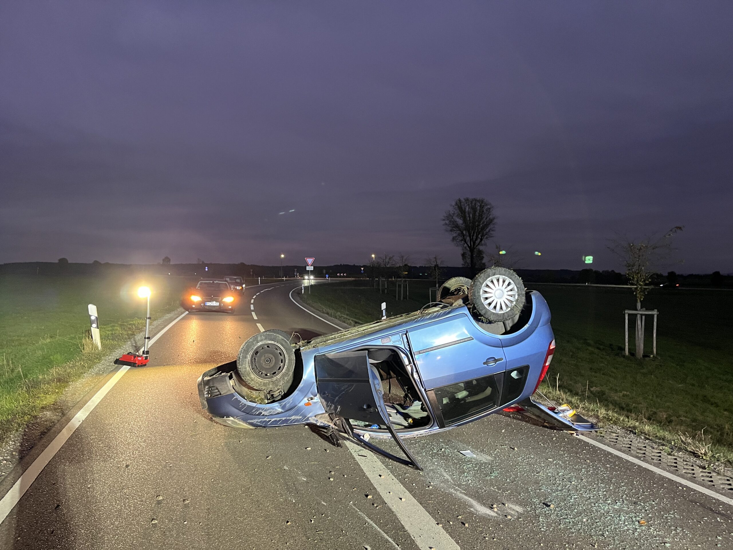Mehr über den Artikel erfahren Unfall mit PKW