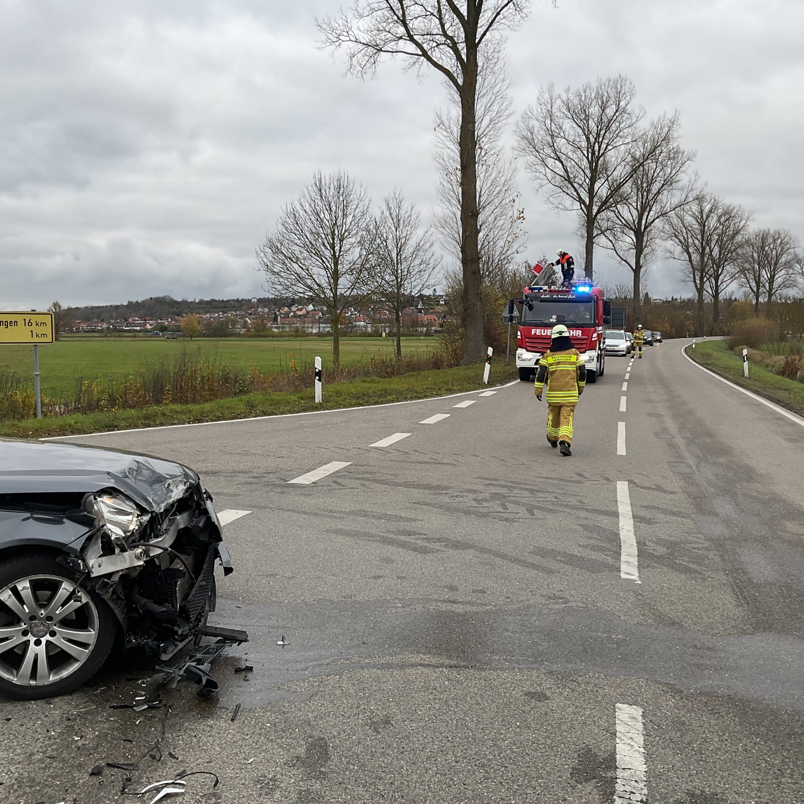 Mehr über den Artikel erfahren Unfall mit PKW