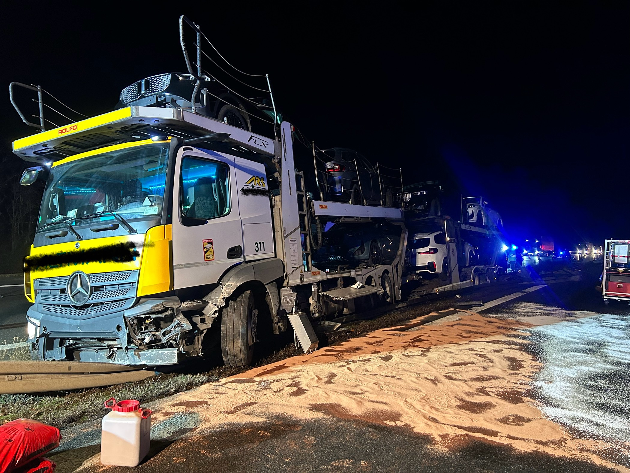 Mehr über den Artikel erfahren Verkehrsunfall mit LKW, A6